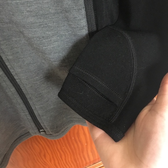 Minus33 Merino Wool Trailbreaker Zip Hoodie, size Small - Picture 3 of 6